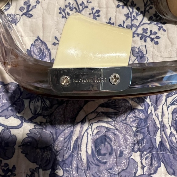 Michael Kors white patent leather clear base - Picture 5 of 8